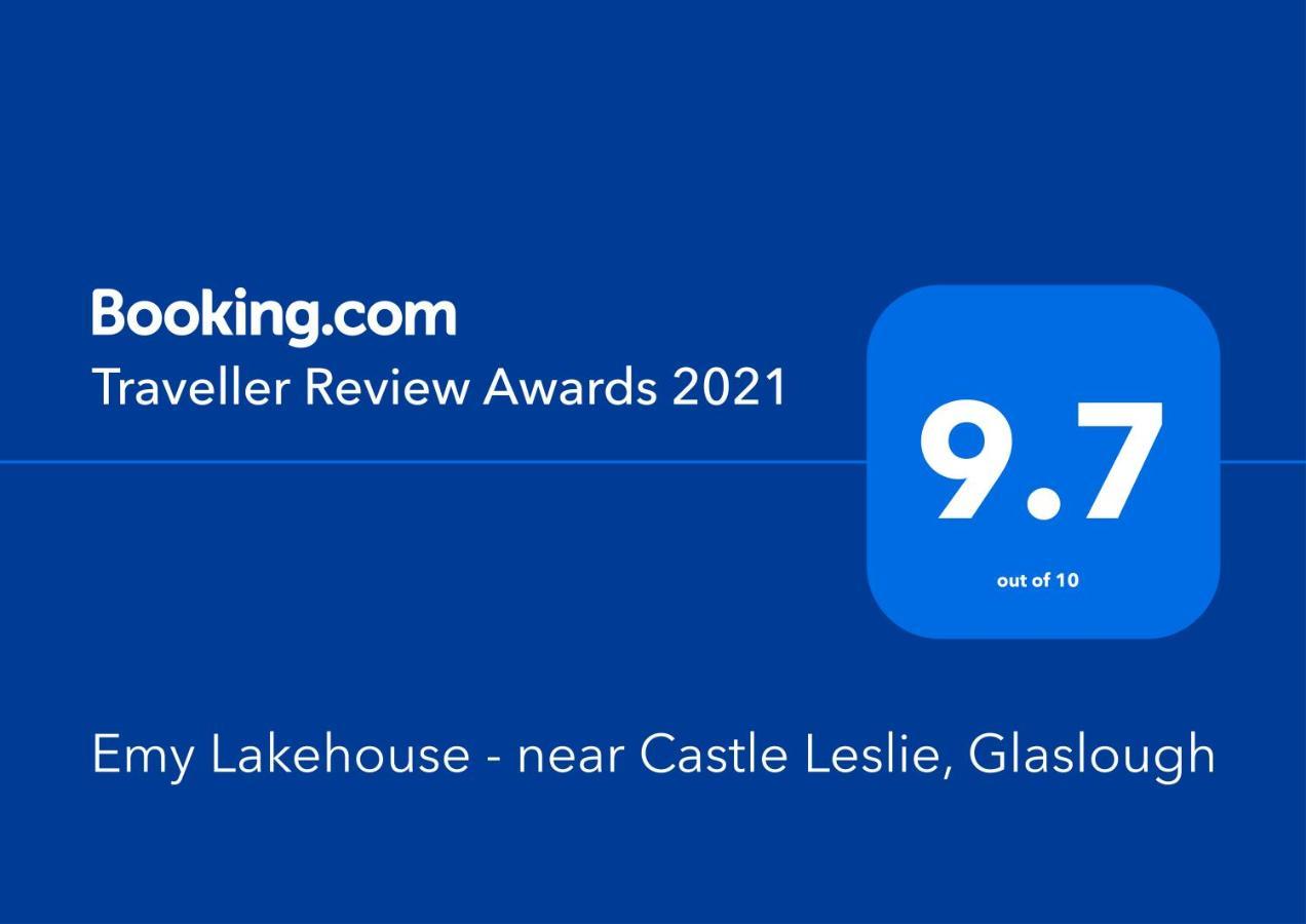 Emy Lakehouse - Near Castle Leslie, Glaslough มันนาฮัน ภายนอก รูปภาพ